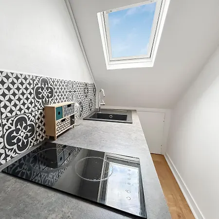 Daire Douillet Avec Wi-fi, Proche Transports Tours