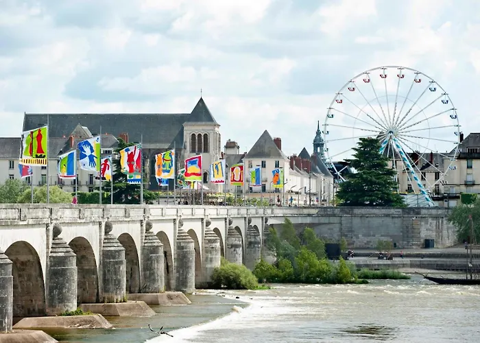 Douillet Avec Wi-fi, Proche Transports * Tours