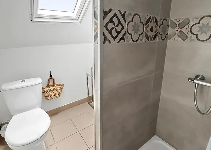 Douillet Avec Wi-fi, Proche Transports Apartament